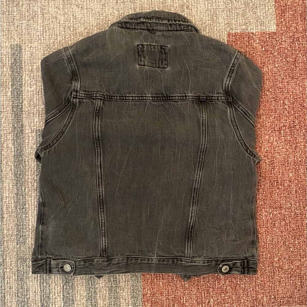 Forever 21 Denim Jacket - Picture 2 of 2